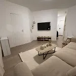 Cosy Apartment In Montparnasse